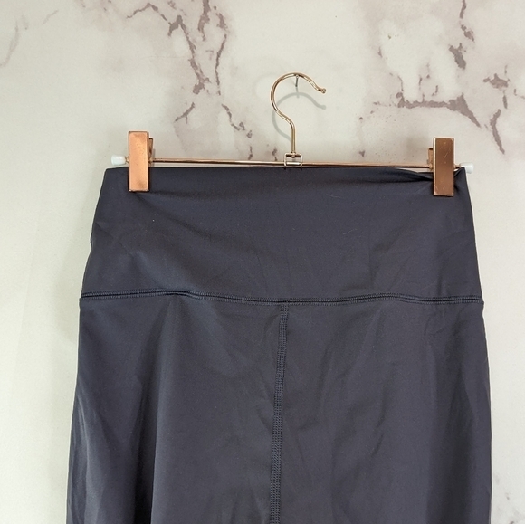 Everlane Shorts Women Gray Purple Biker The Perform Bike High Rise 8 Inch - Picture 7 of 11